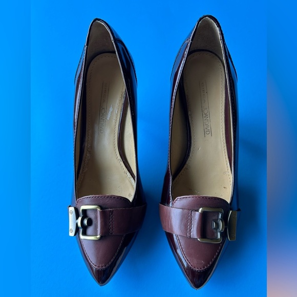 Vintage Circa Joan & David Dark Maroon Leather Heels Gold Brushed Buckle Size 6 - Picture 1 of 12